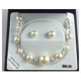 Mother of pearl necklace and earrings set