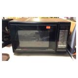 Sharp Carousel II microwave oven, tested & working