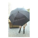 Slazenger umbrella with storage sleeve - appears