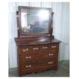 Antique Oak dresser with mirror. 2 over 2 drawers