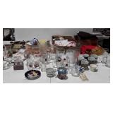 Miscellaneous group, souvenir glassware, bumper