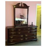 Sumter Furniture. Dresser with Mirror, 10 drawers