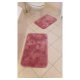 Vanity stool and 4 Bathroom Rugs Lot, pink color