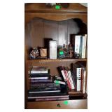 Coffee table Books, and misc trinket home decor.