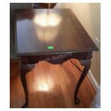 Single end table with dual pull out writing