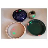 Longaberger and Pampered Chef bakeware, pie