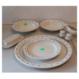 Longaberger pottery completer set, 19.5" and