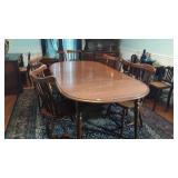 7pc Dining Table Set. Queen Anne Extension Dining