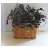 1999 Longaberger basket, with double handles and