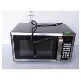 Hamilton Beach brand microwave