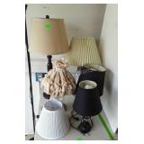 Group lot of lamps and floor lamp, all do have