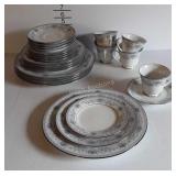 Noritake china, Blue Hill, service for five, 25