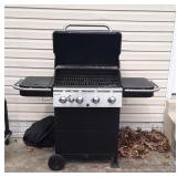 Char-Broil 4 burner Propane grill with tank and