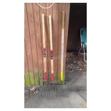 Group of three pitch forks