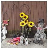 Garden decor group, weathervane, birdhouses,
