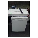 Maytag dishwasher and Allure under the range hood