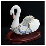 Lenox carousel swan chariot figure, 7", includes