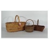 Basket lot: large basket measures 24" long, 16"