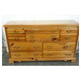 Bassett Furniture chest of drawers, knotty pine,