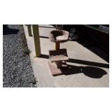 Carpeted cat tower/scratching post, 31" tall