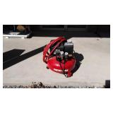Porter Cable 6 gallon air compressor, 135psi,