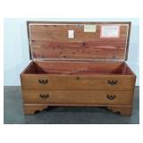 Lane cedar chest, 44x19x17, no key