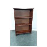 Small three shelf bookcase, 25x36x9