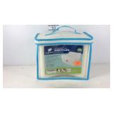 Cushy foam memory foam knee pillow