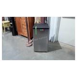 Sanyo stainless steel dorm sized refrigerator,