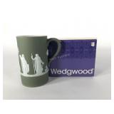 Wedgwood green dip tankard, with box, small chip