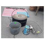 Nice Decorative Wares Lot, enamel ware base