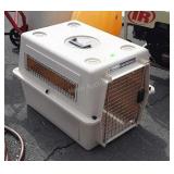 Petmate Poly Animal Crate, medium size animals