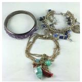 Lauren Conrad costume necklace has broken stone ,