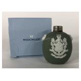 Wedgwood green dip perfume bottle, no dabbler,