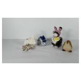 Mixed group, includes two rabbit planters, rabbit