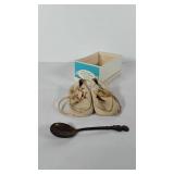 Baby Beaver gluv-shu shoes with box and baby