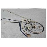 Garden Plow, has lay off row type Cultivator