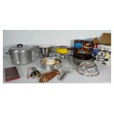 Kitchenwares group: 2 Fondue sets, fondue sticks,