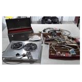 Mixed lot of used fixtures, tools and hardware.