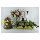 Everlasting floral decor, also includes 17" metal