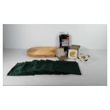 Mixed group, includes four placemats, twelve