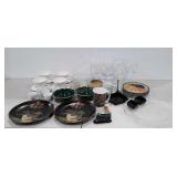 Mixed lot: cup and saucer sets, stemware, 2 green