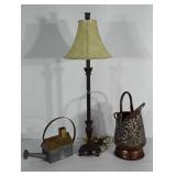 Metal home decor group: table lamp with metal