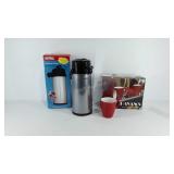 Kitchenwares, set of four textured Havana mugs