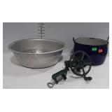 Kitchen Wares lot, aluminum wash pan, enamel