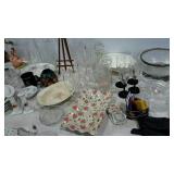 Group of glassware, ceramic wares, miscellaneous