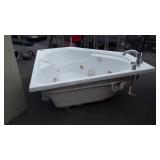 Jacuzzi Corner Bath Tub, 46" flat back side, 61"