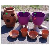 Outdoor Planters Lot, terracotta Hen & Chicks