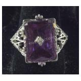 Silvertone ring with stone size 8.25