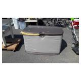 Rubbermaid Deck Box, 42x26x24" high, includes the